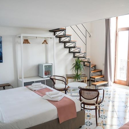 Le Stanze Di Sissi - Luxury Suites Νάπολη Εξωτερικό φωτογραφία