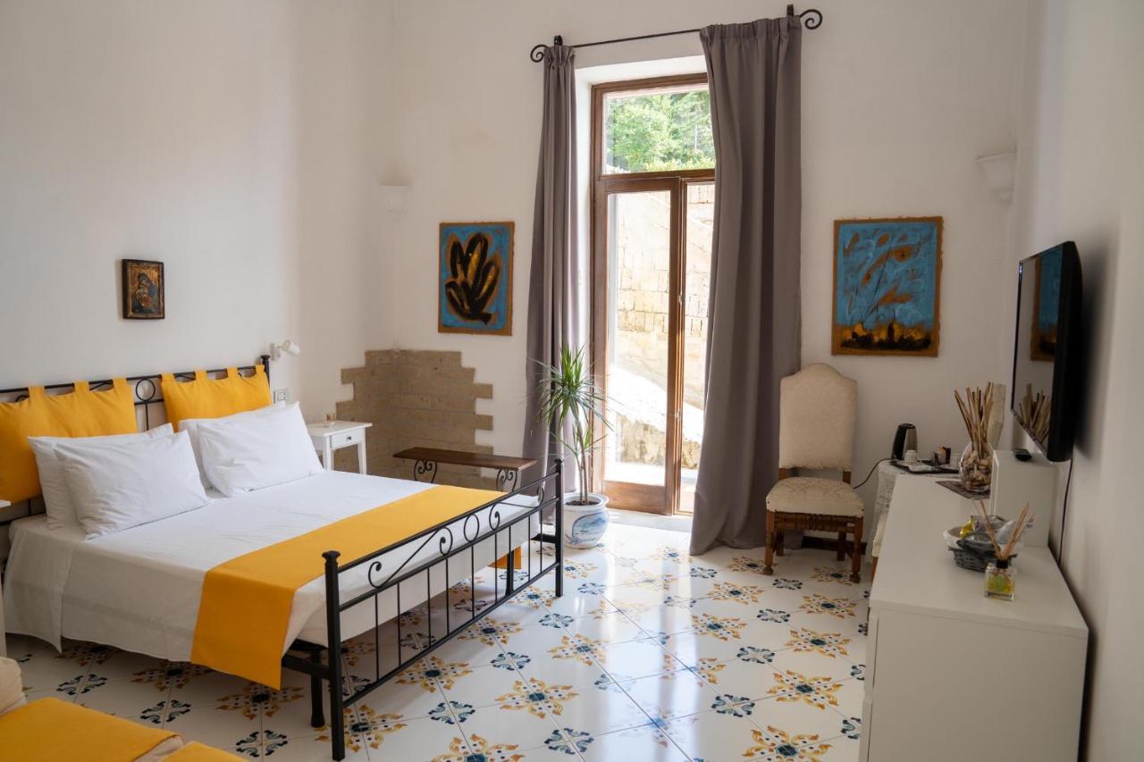 Le Stanze Di Sissi - Luxury Suites Νάπολη Εξωτερικό φωτογραφία