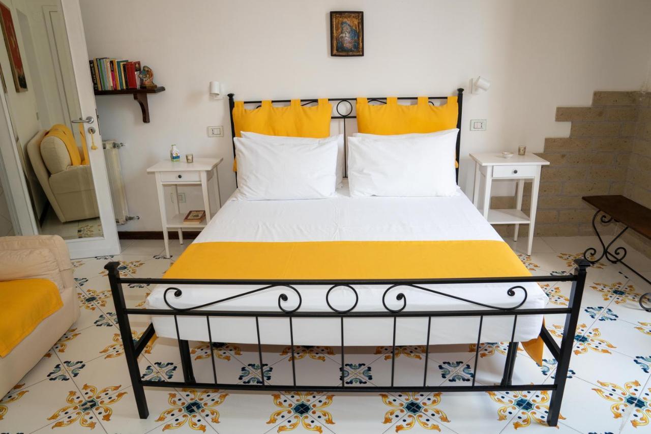Le Stanze Di Sissi - Luxury Suites Νάπολη Εξωτερικό φωτογραφία