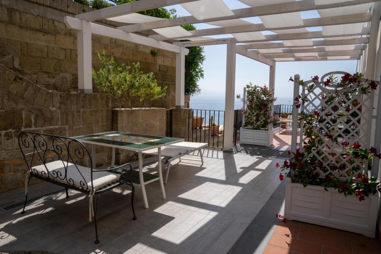 Le Stanze Di Sissi - Luxury Suites Νάπολη Εξωτερικό φωτογραφία
