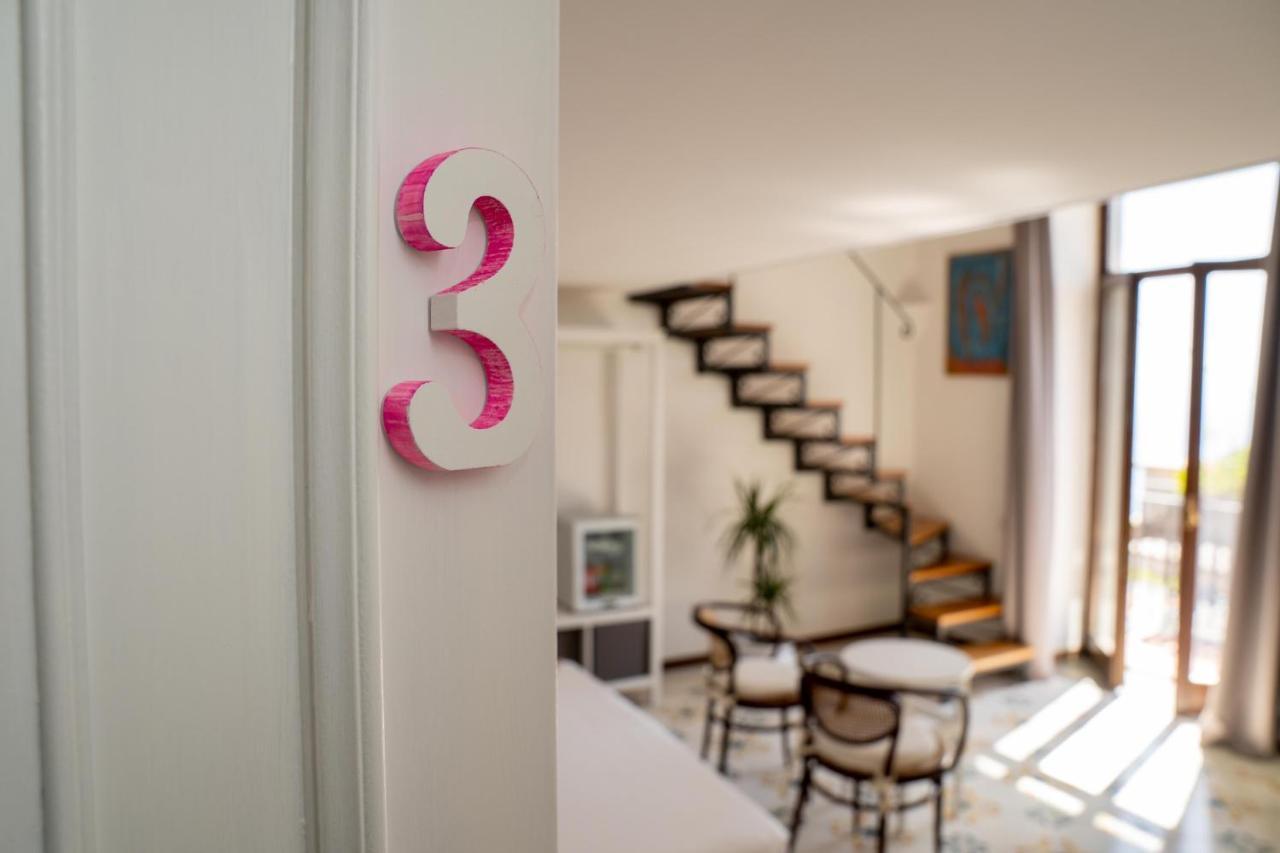 Le Stanze Di Sissi - Luxury Suites Νάπολη Εξωτερικό φωτογραφία
