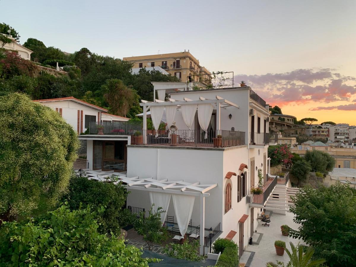 Le Stanze Di Sissi - Luxury Suites Νάπολη Εξωτερικό φωτογραφία
