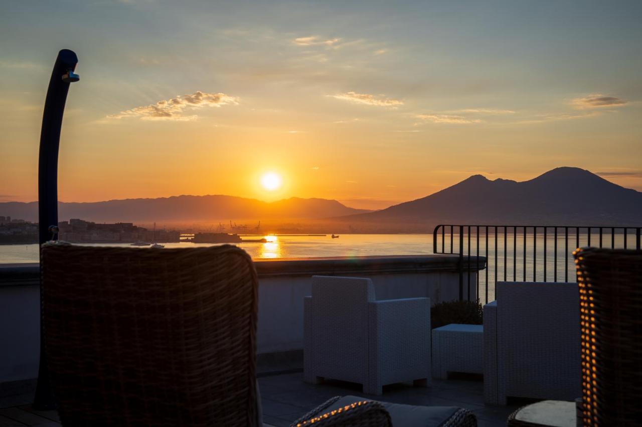 Le Stanze Di Sissi - Luxury Suites Νάπολη Εξωτερικό φωτογραφία
