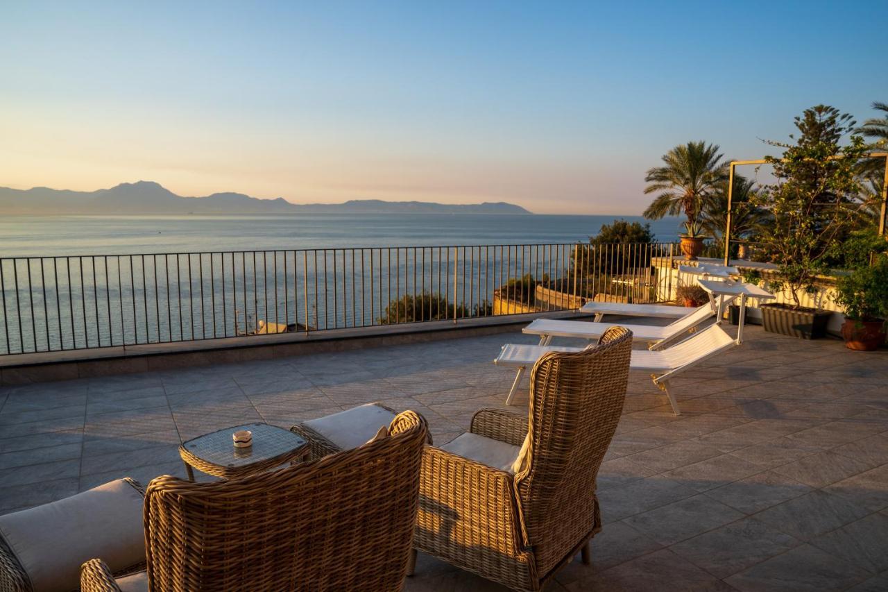 Le Stanze Di Sissi - Luxury Suites Νάπολη Εξωτερικό φωτογραφία