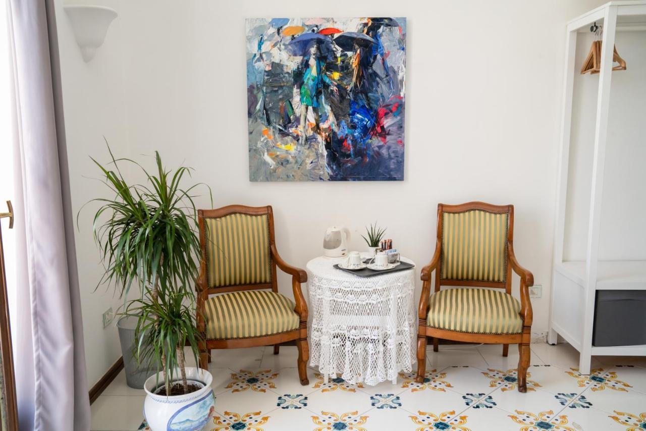 Le Stanze Di Sissi - Luxury Suites Νάπολη Εξωτερικό φωτογραφία