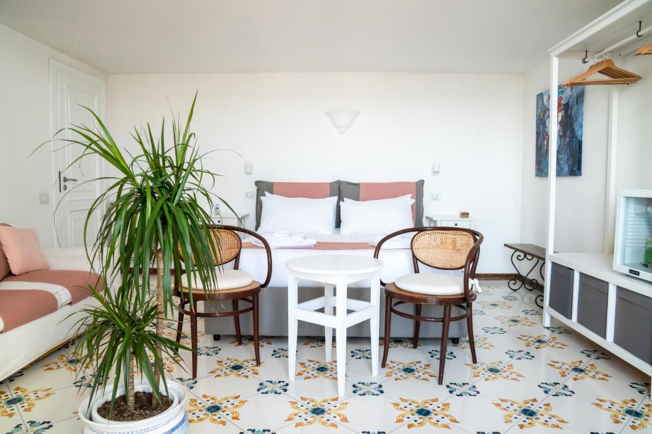 Le Stanze Di Sissi - Luxury Suites Νάπολη Εξωτερικό φωτογραφία